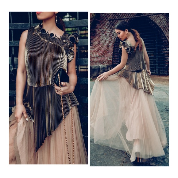 NEW Halogen X Atlantic-Pacific Large Pleated Asymmetrical Gold Black Lame Blouse - Picture 1 of 16